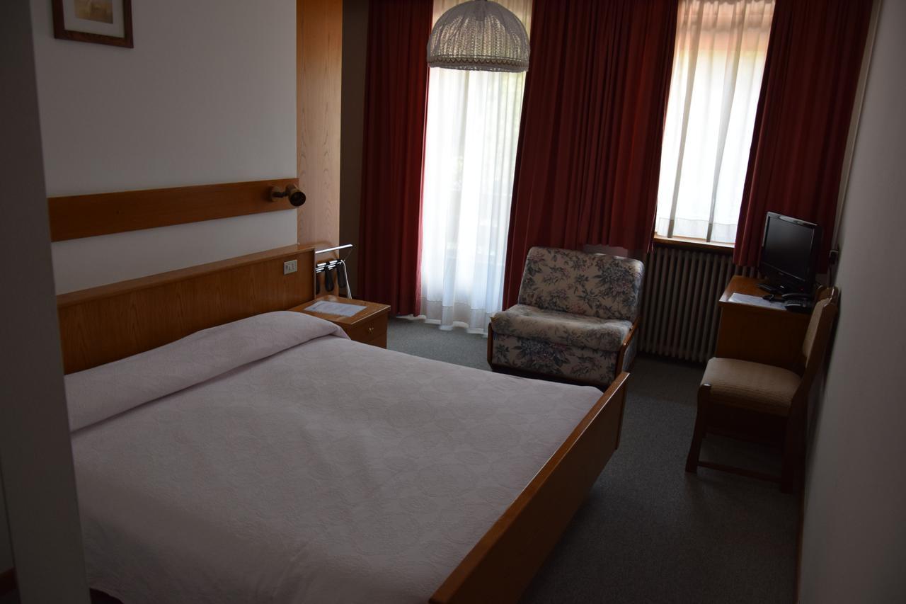 Hotel Alpenrose Аллеге Экстерьер фото